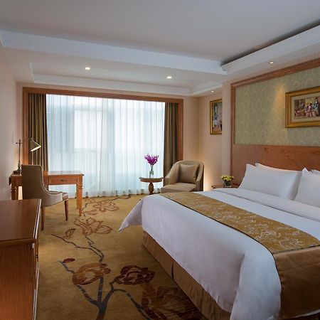 Vienna Hotel Shanghai Pudong Lujiazui Jinqiao Exterior foto