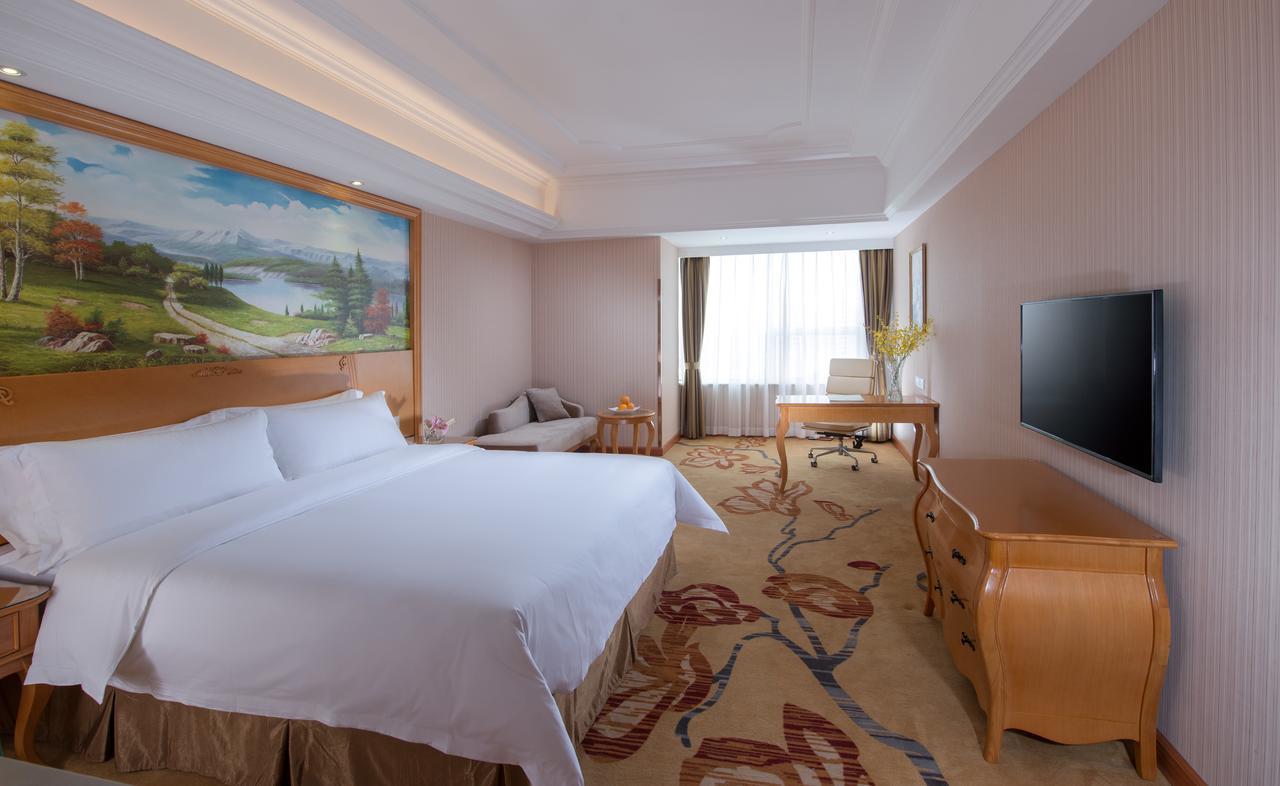 Vienna Hotel Shanghai Pudong Lujiazui Jinqiao Exterior foto